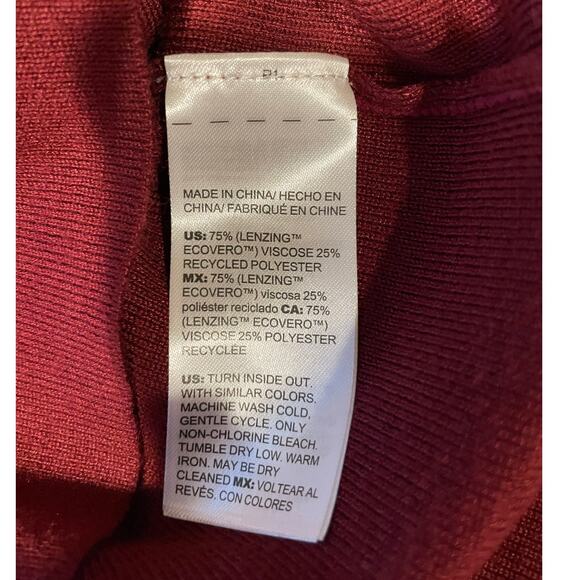 Chico’s Turtleneck Sweater NWT Cranberry Spice Size M Soft Cozy Cabincore - Picture 6 of 8